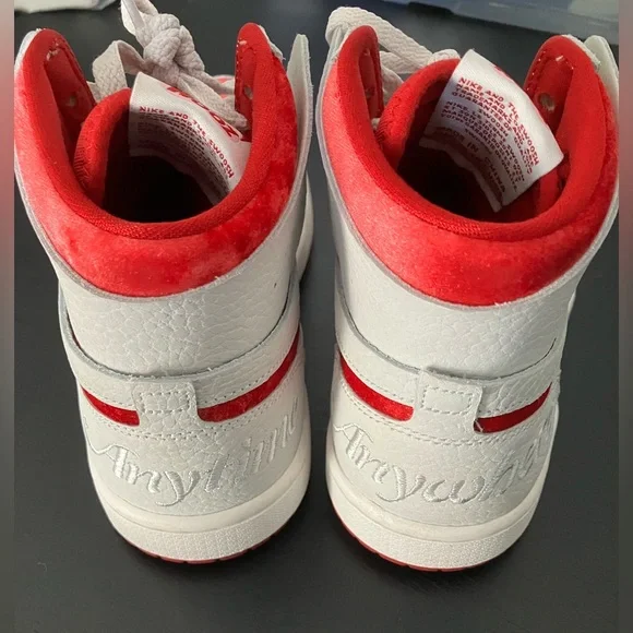 Nike Air Jordan 1 High Zoom Comfort 2 Valentine’s Day RARE Gorgeous Velvet Shoes - Picture 15 of 16